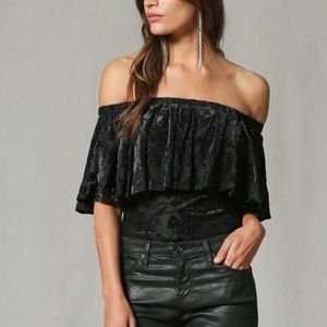 NWT Off-the-should Velvet Burnout Glitter Top